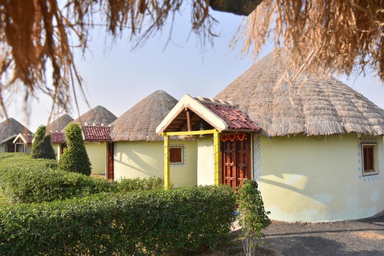 Rann Village Resort Bherandiāla Esterno foto